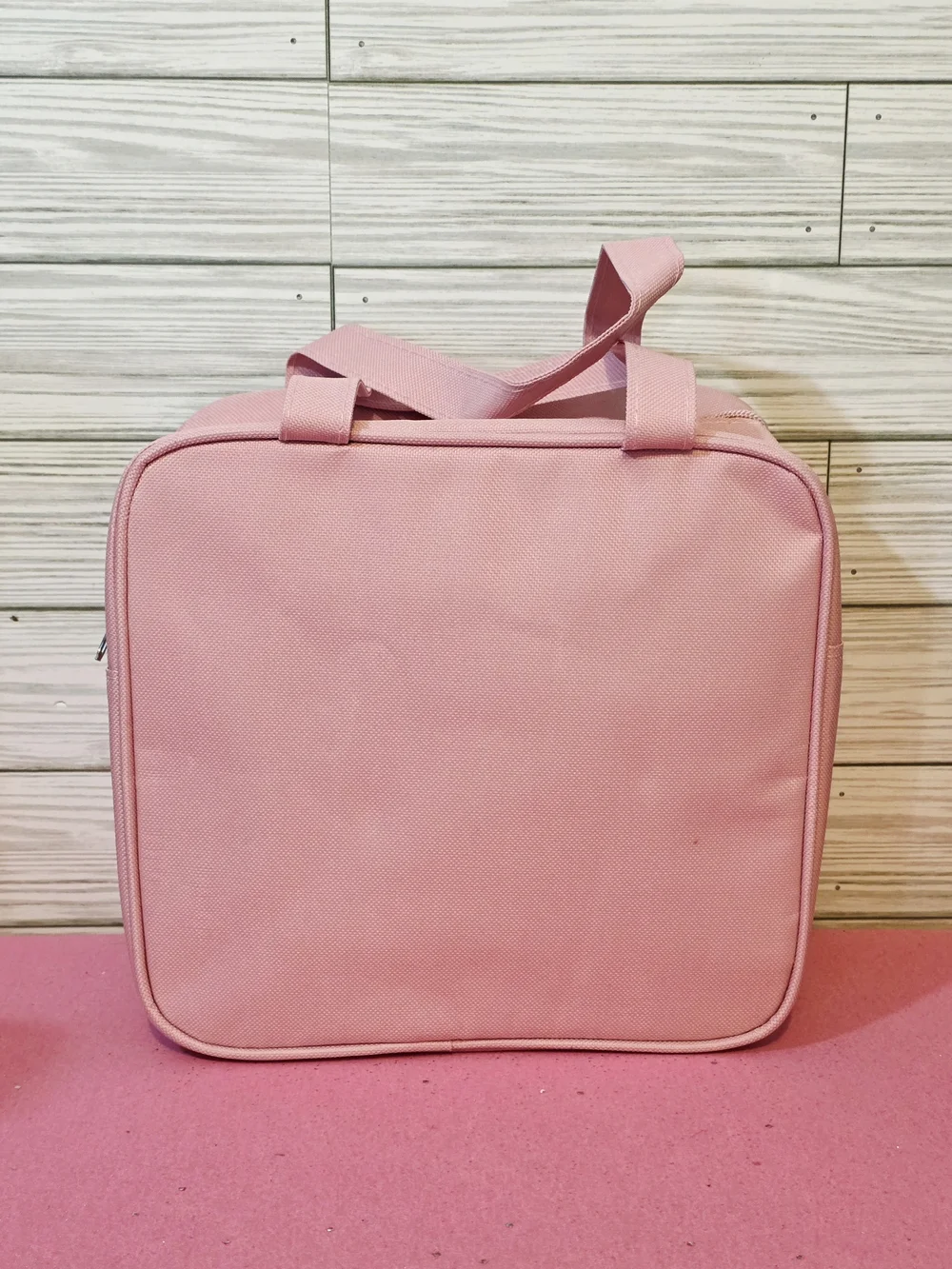 Sanrio Hello Kitty Light Pink Insulated Lunch Bag